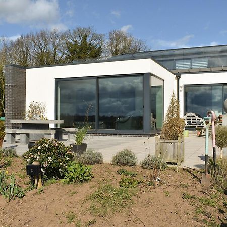 Park Barn Villa Whittington  Exterior foto